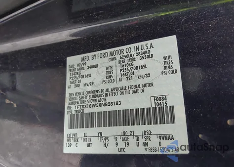 1999 Ford F-150 Lariat/Work Series/Xl/Xlt из США, поврежденный, VIN 1FTRX18W5XNB28183